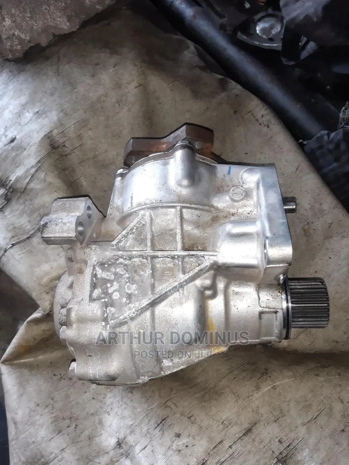 Nissan Pathfinder Plantium Front Axle 2013/2018