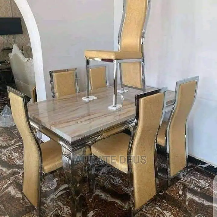 Marble Dining Table With 6 Seaters