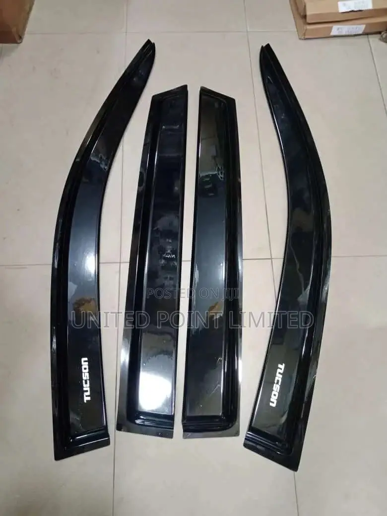 Sunshade for Tucson Window Visor