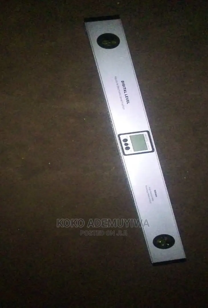 600mm Magnetic Digital Spirit Level Angle Finder With Laser