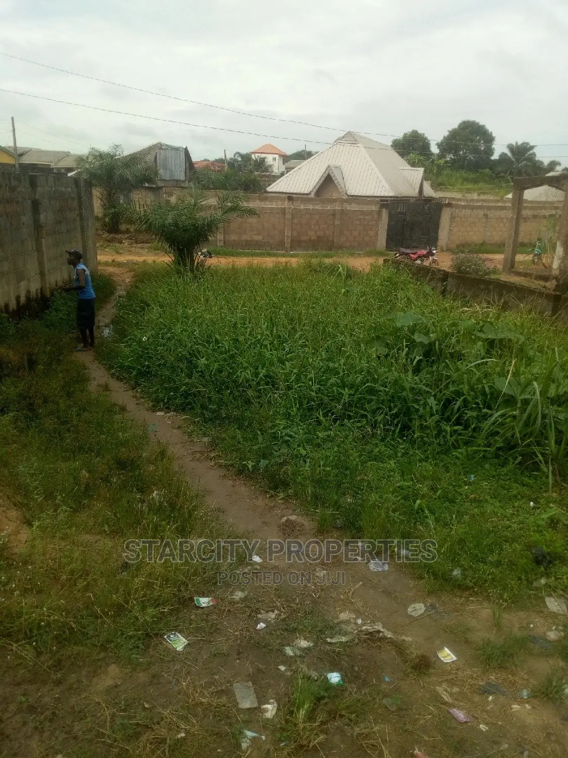Selling Fast Cheap Plots of Land in Ketu EPE