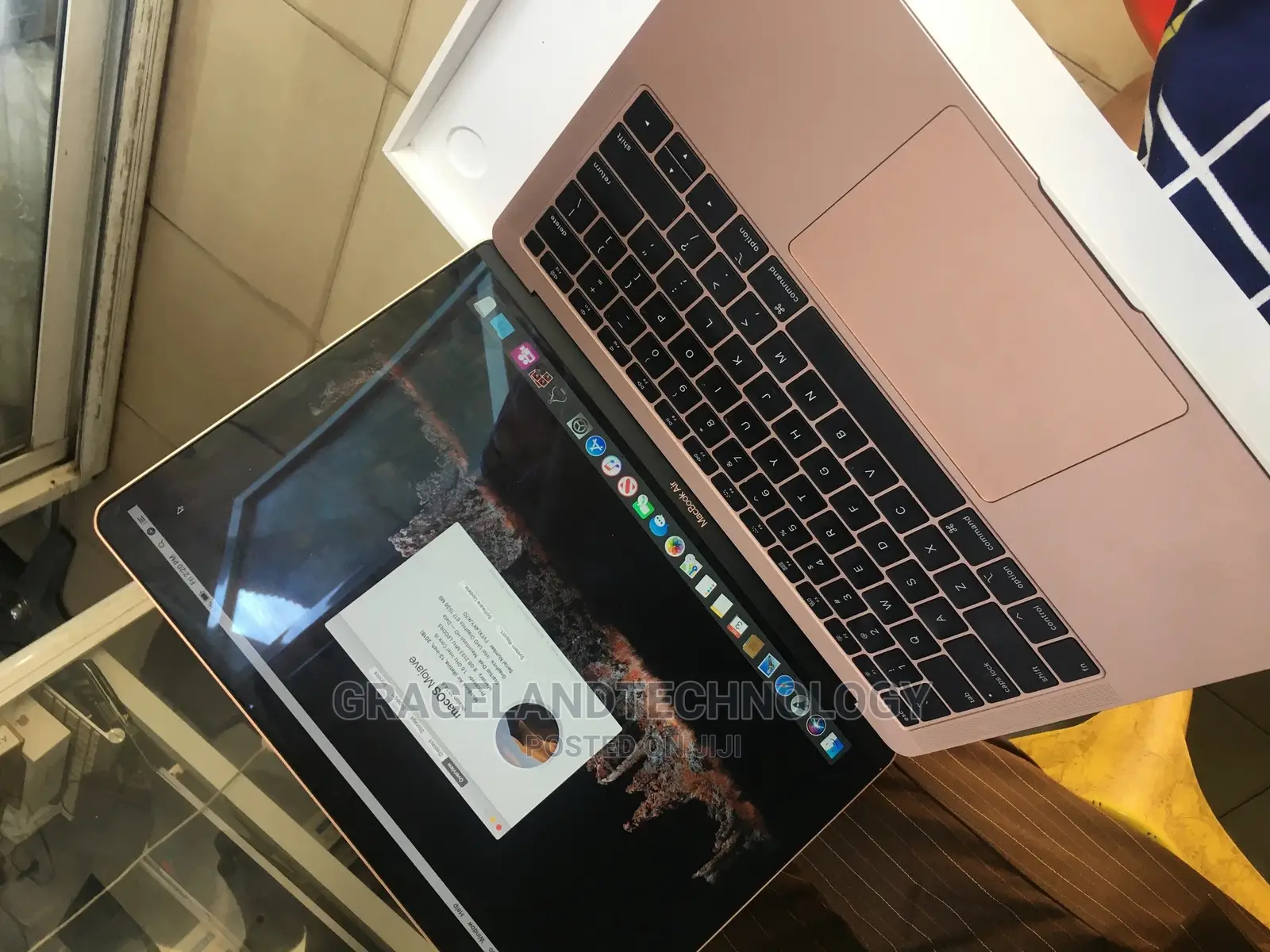 Laptop Apple MacBook Air 2020 8GB Intel Core I5 SSD 256GB