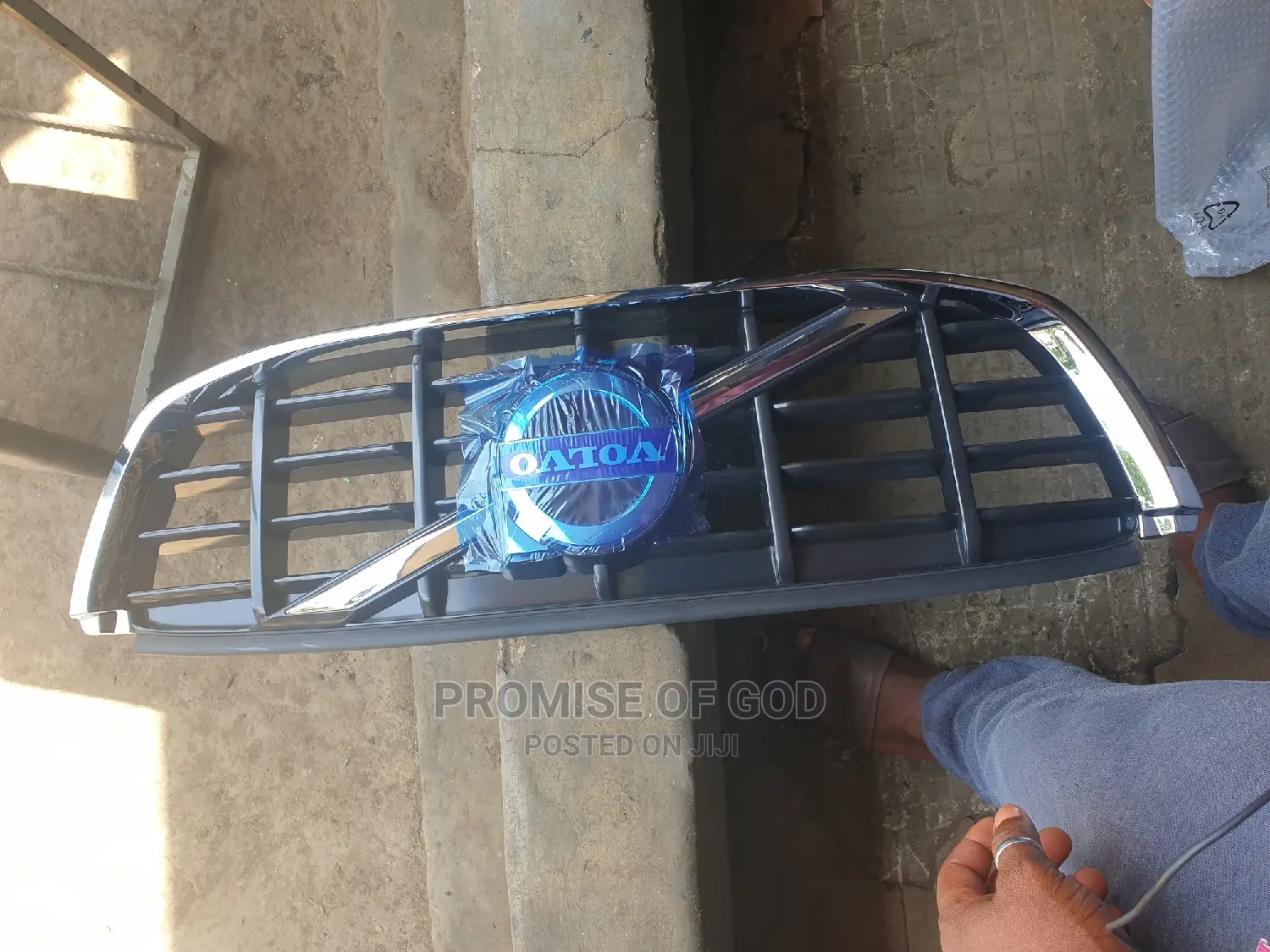 Volvo Xc60 Front Grill 09-13