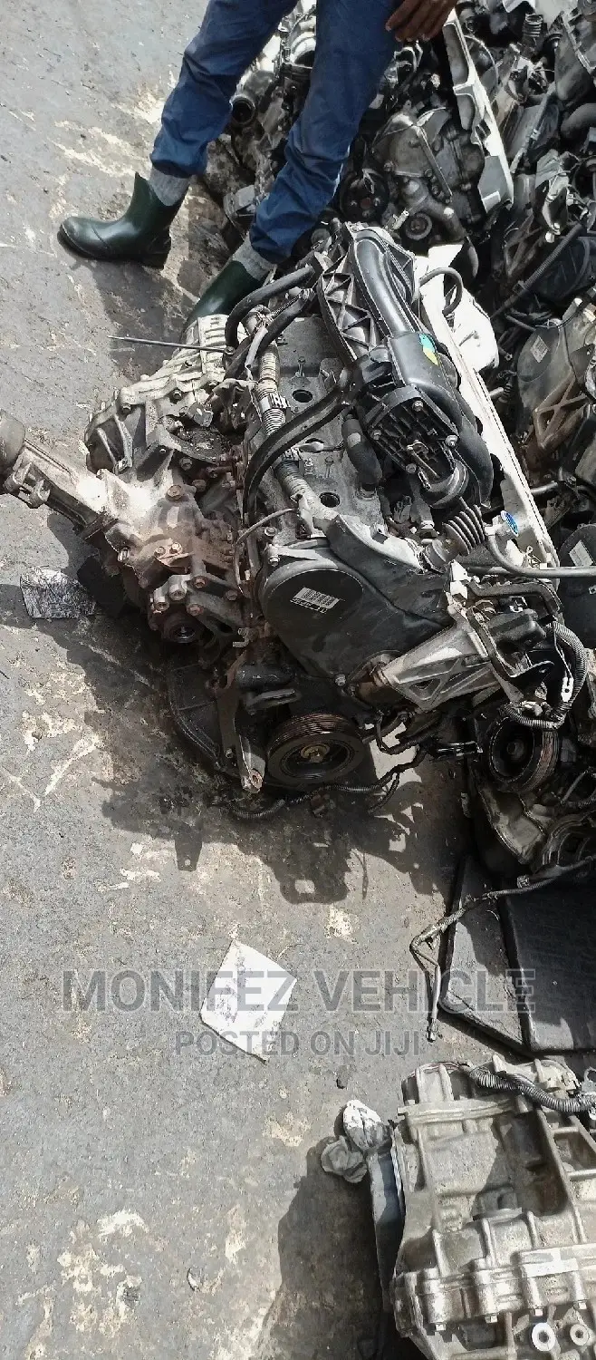 Hybrid Battery Engine and All Accessories