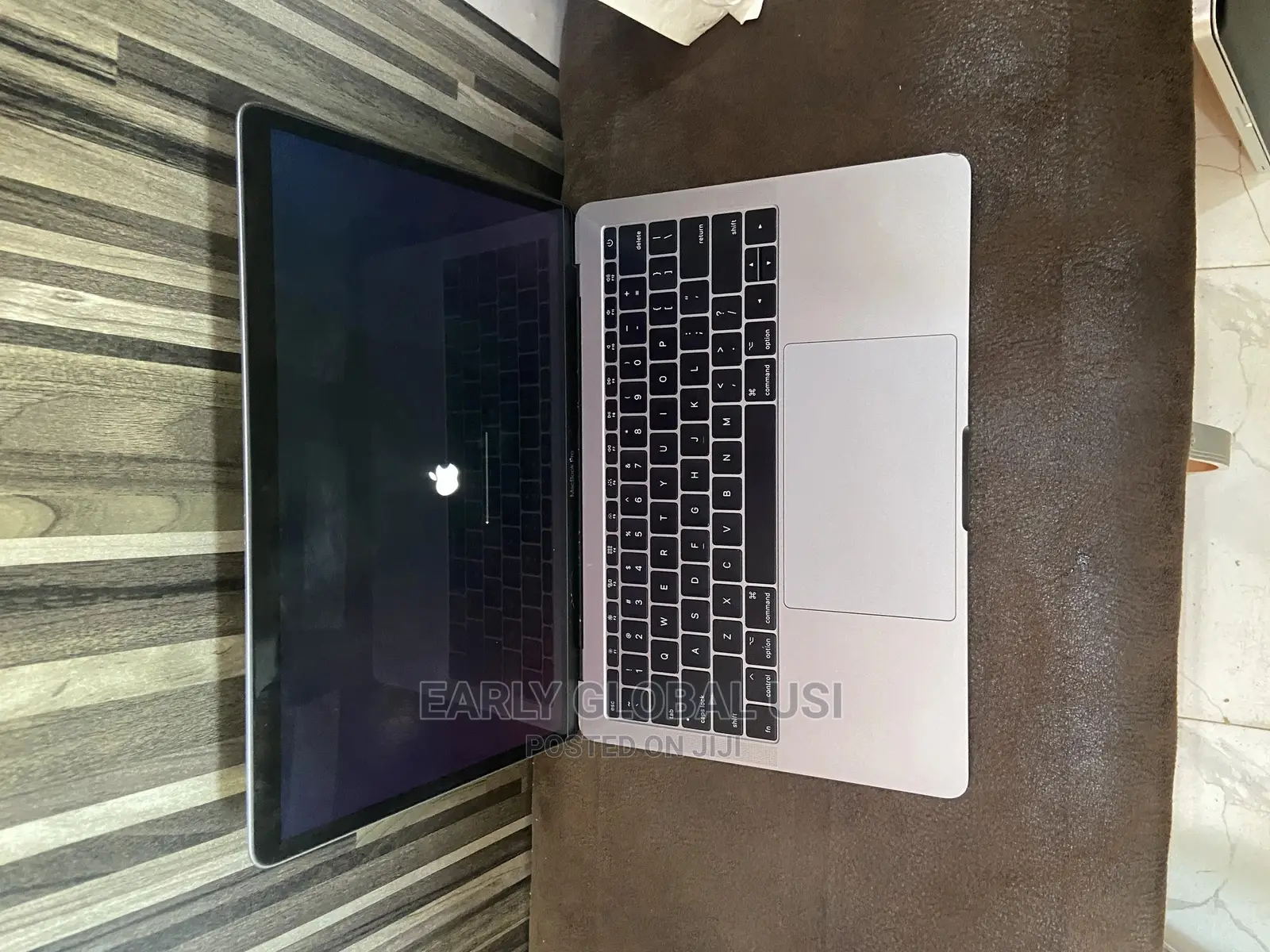 Laptop Apple MacBook Pro 2019 8GB Intel Core I5 SSD 256GB
