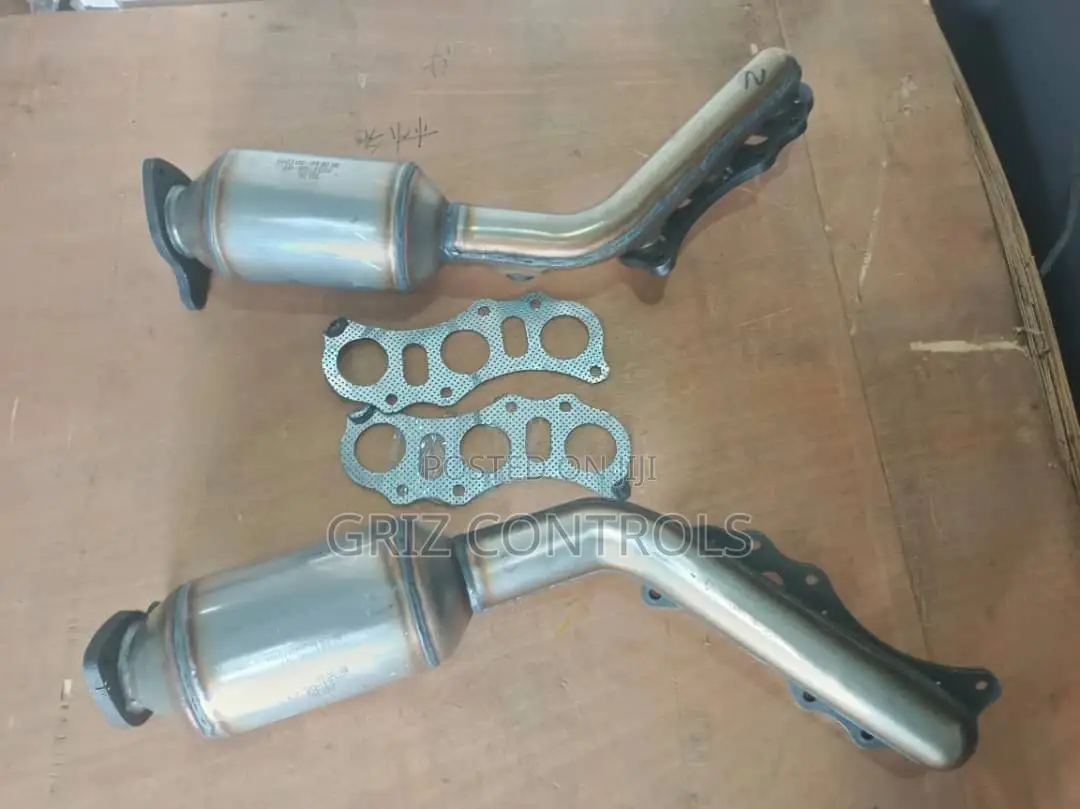 Original Toyota 1gr Engine Manifold Catalytic Converter