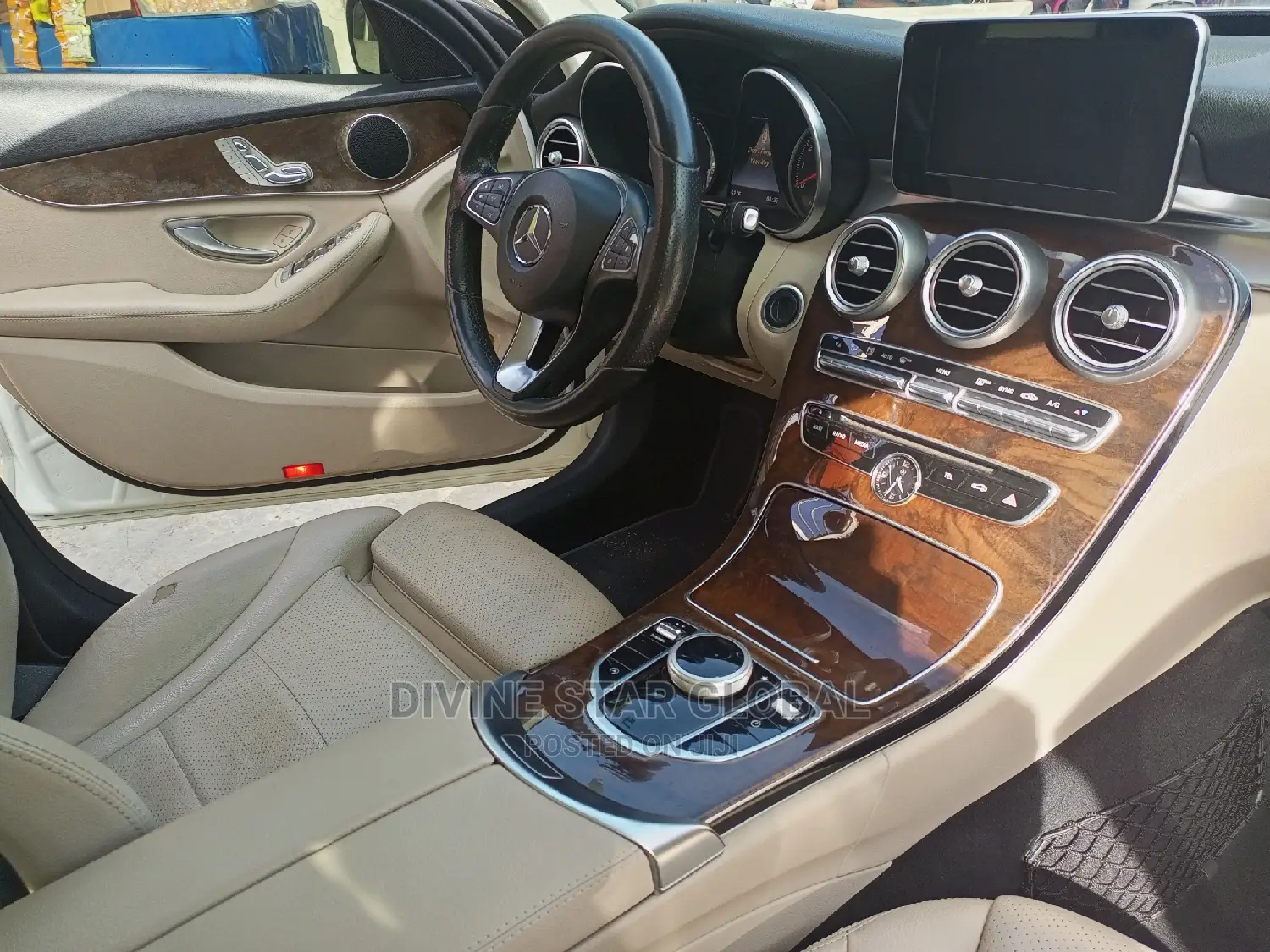 Mercedes-Benz C300 2017 White
