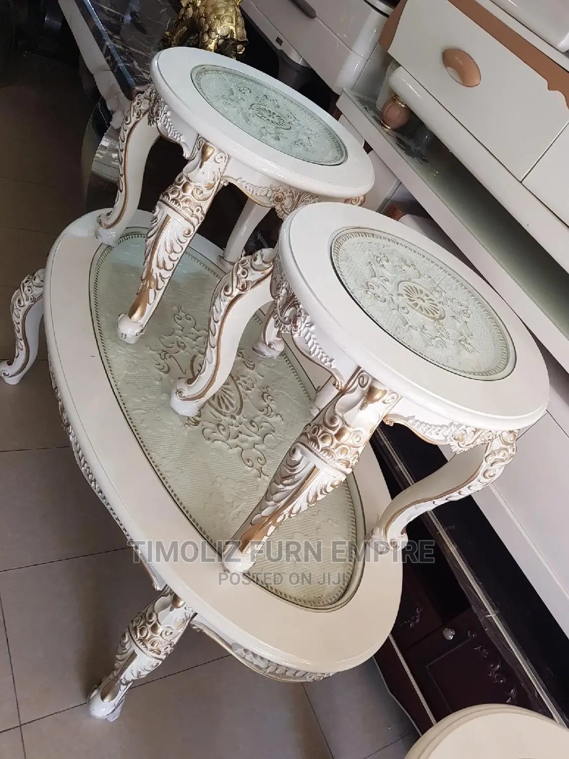 Royal Design Center Table With Two Sides Stools/Tables.