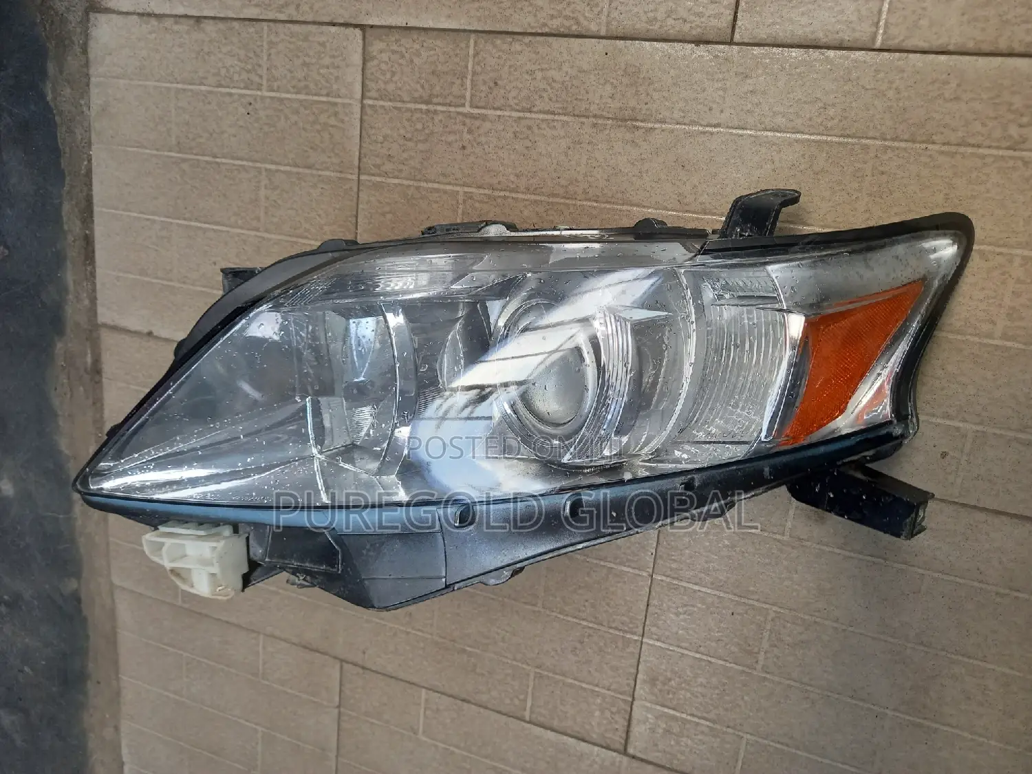 Headlamp for Lexus Rx350 Available
