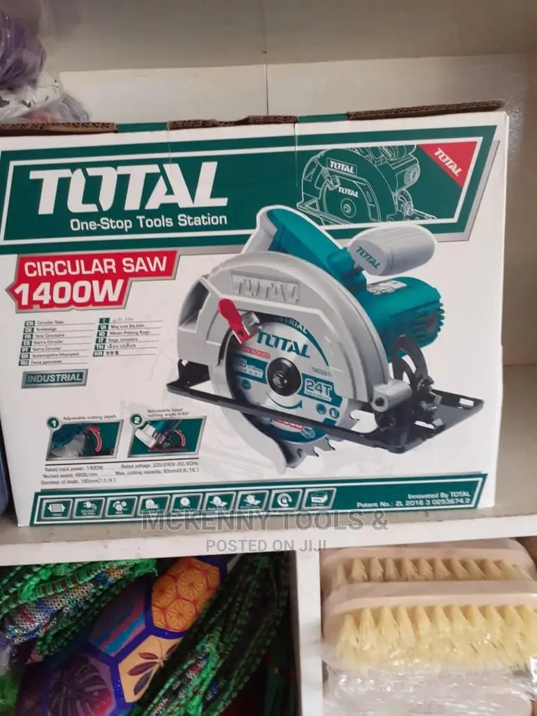 Total Tools Circular Saw 1400W (Ts1141856
