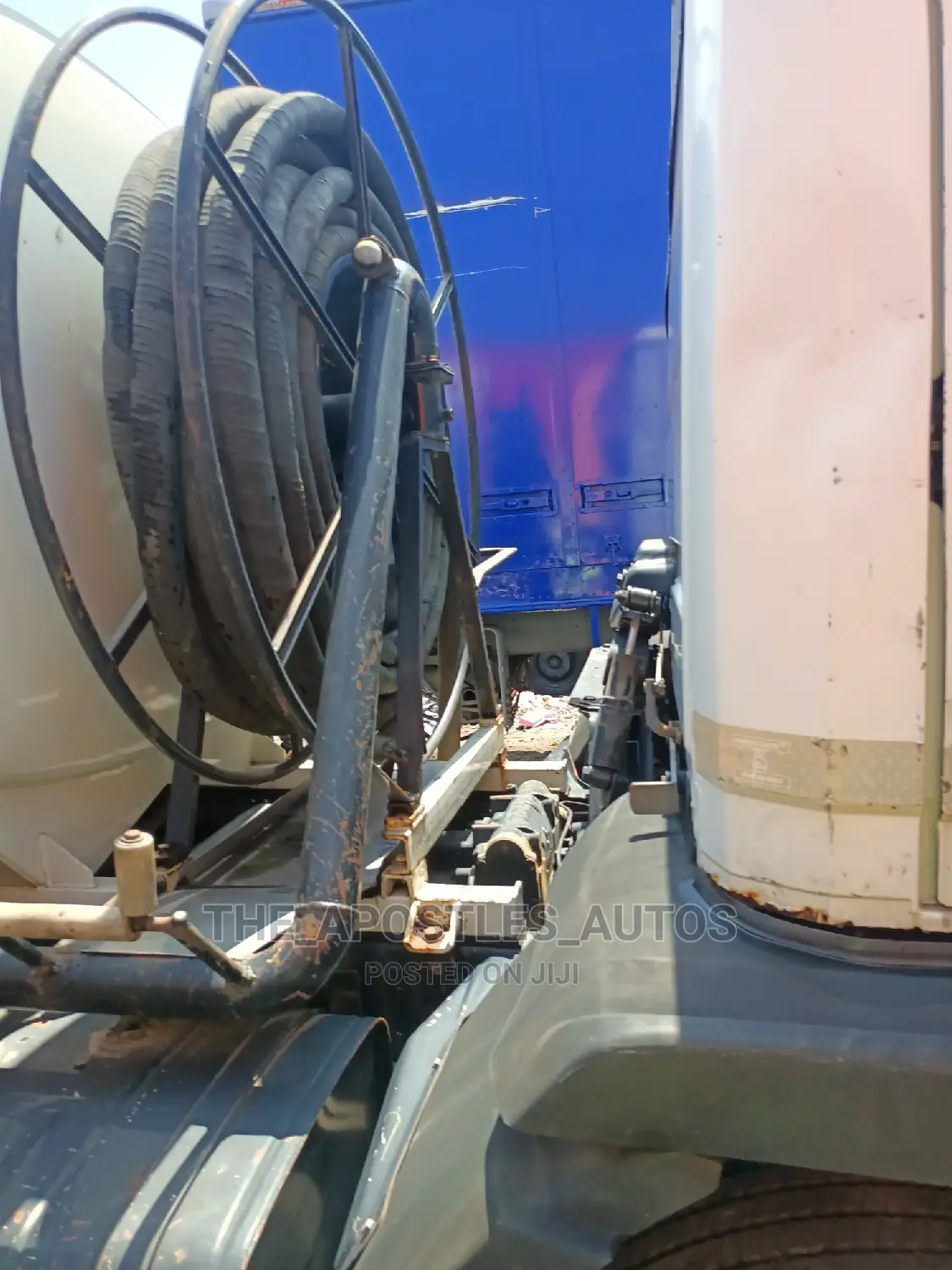 Mercedes Diesel Tanker Capacity