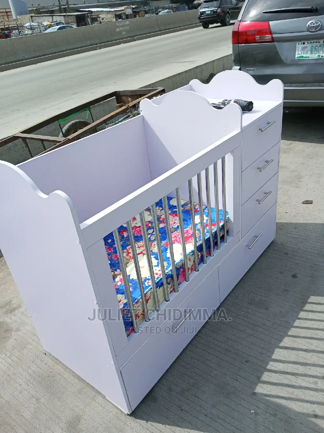 A Quality Baby Bed With Mattress