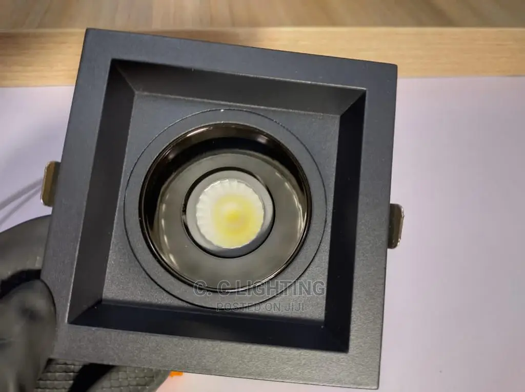 Panel Down Light/Pop