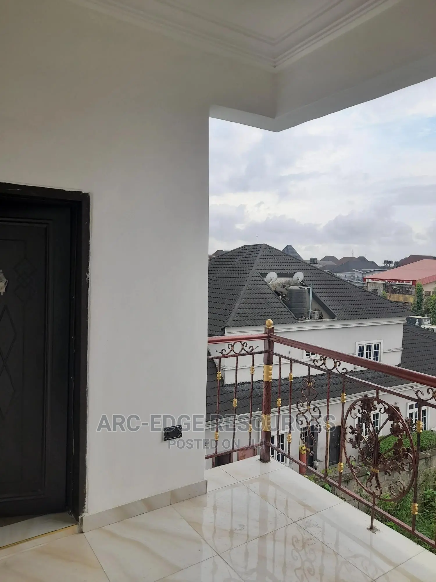2bdrm Apartment in Apple Junction for sale
