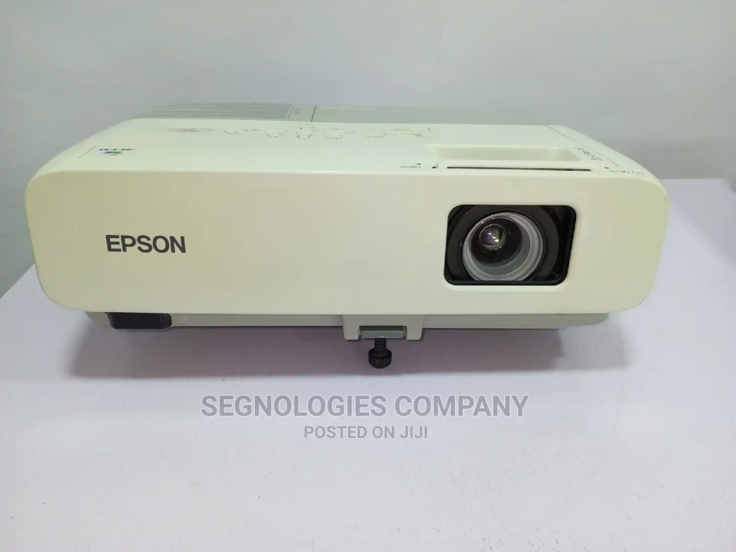Epson Powerlite 84+ Projector