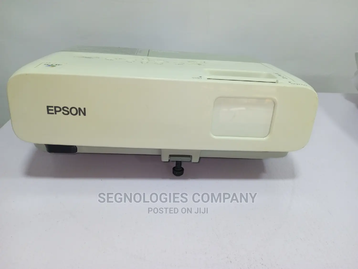 Epson Powerlite 84+ Projector
