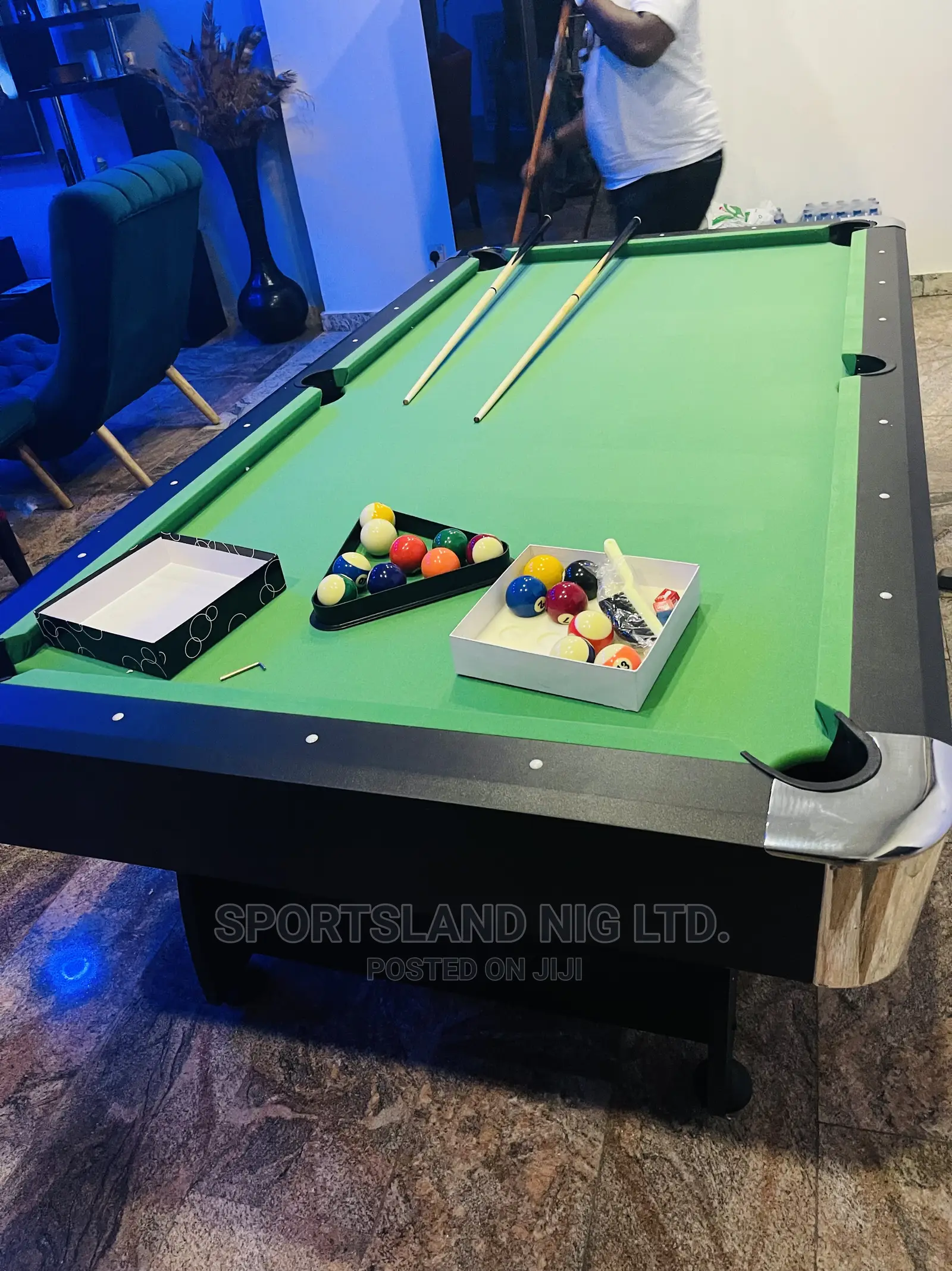 8 Feet and 7 Ft Snooker Table
