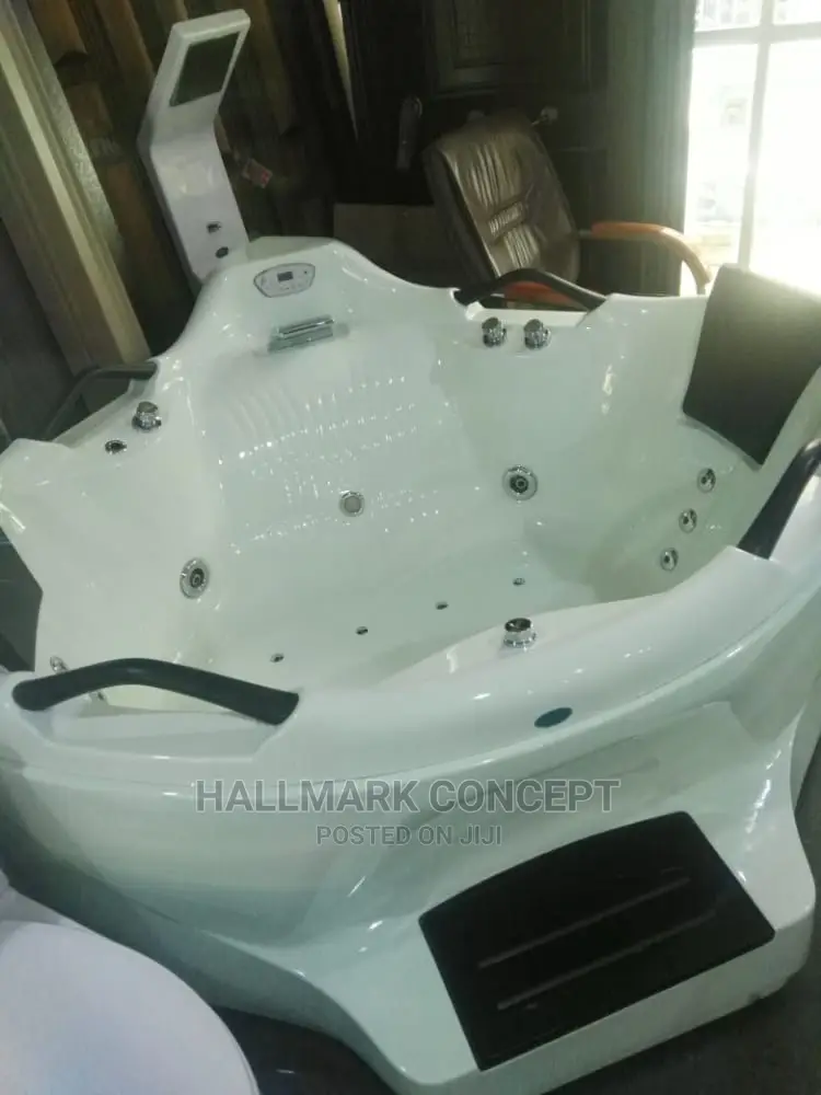 Ideal Standard Jacuzzi Bath Tubs
