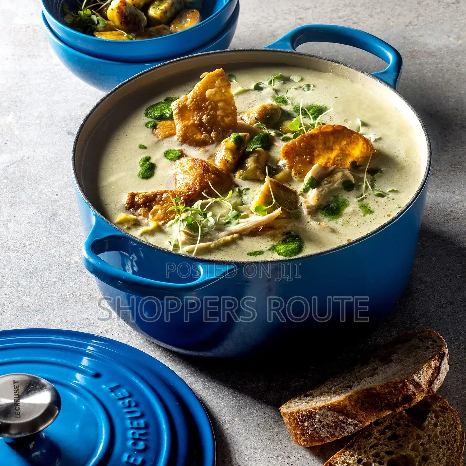 Le Creuset Signature Enamelled Cast Iron Dutch Oven 24cm