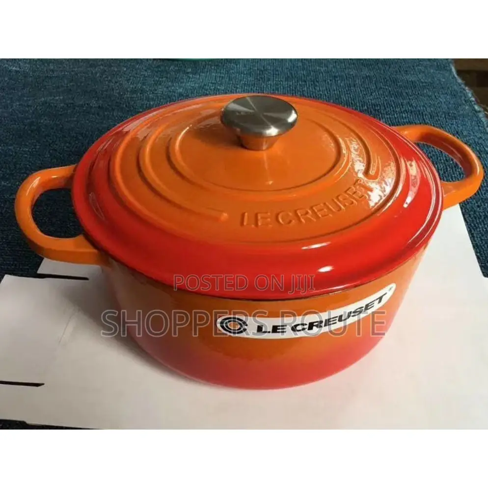 Le Creuset Signature Enamelled Cast Iron Dutch Oven 24cm