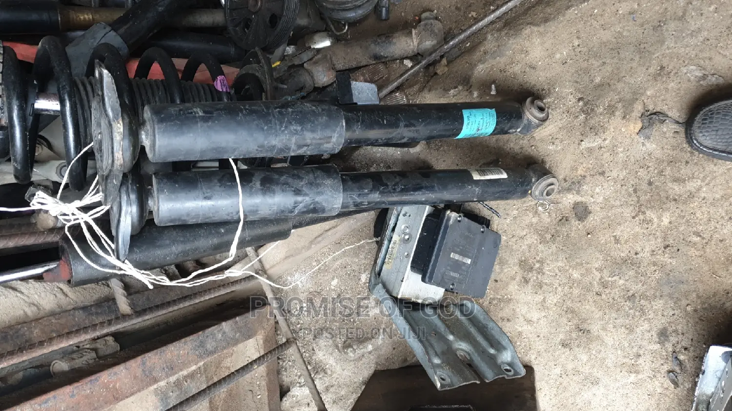 Volvo Xc60 Back Shock