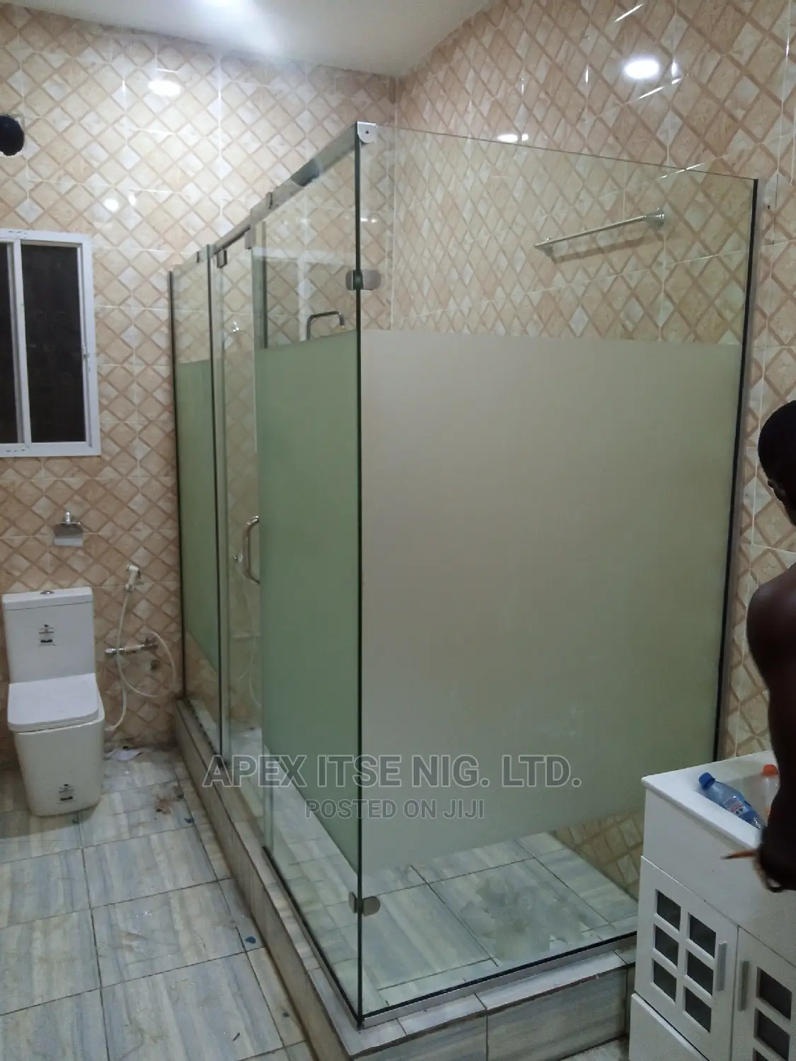 Shower Cubicle Bath3