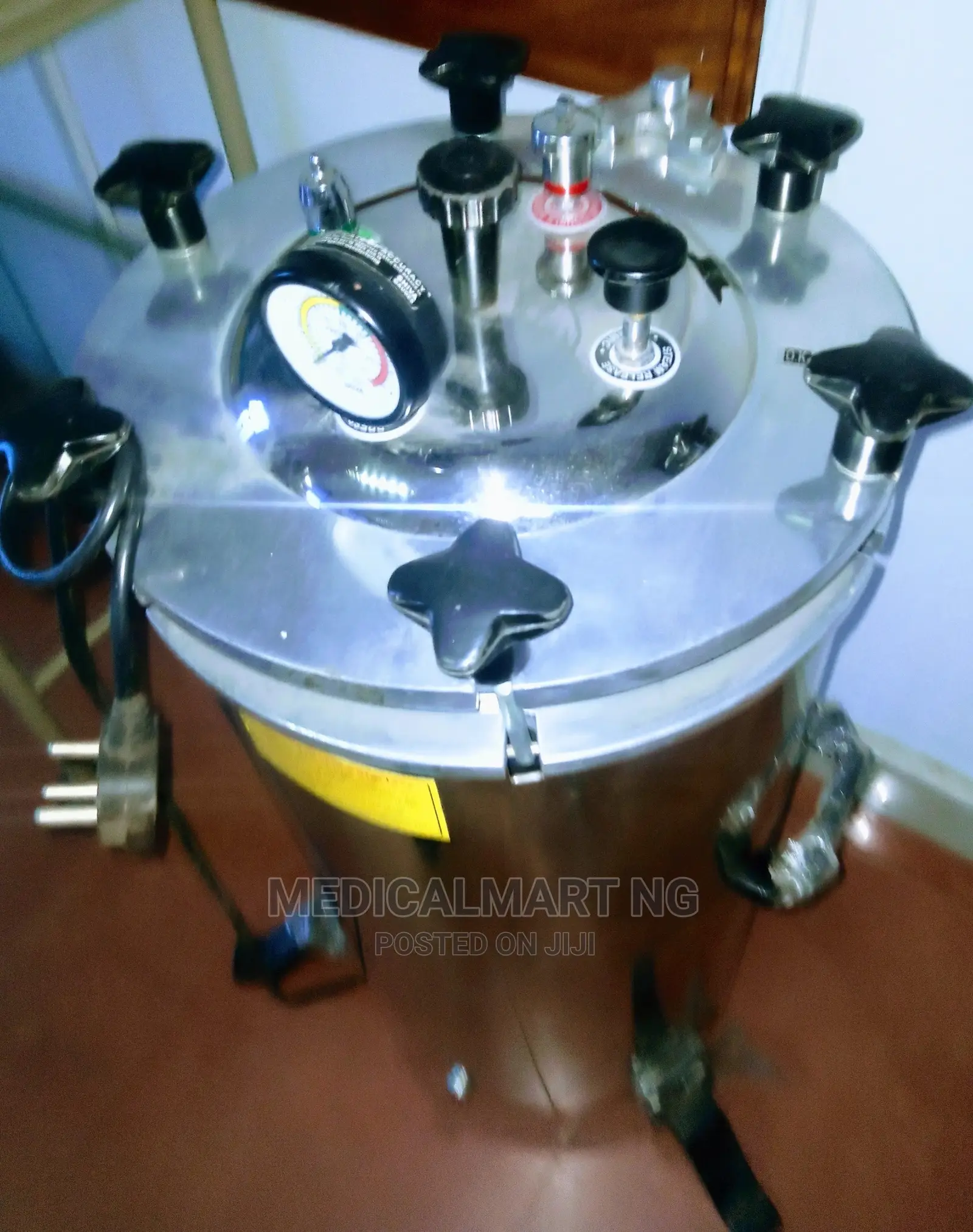 Vertical Autoclave Sterilizer 50L