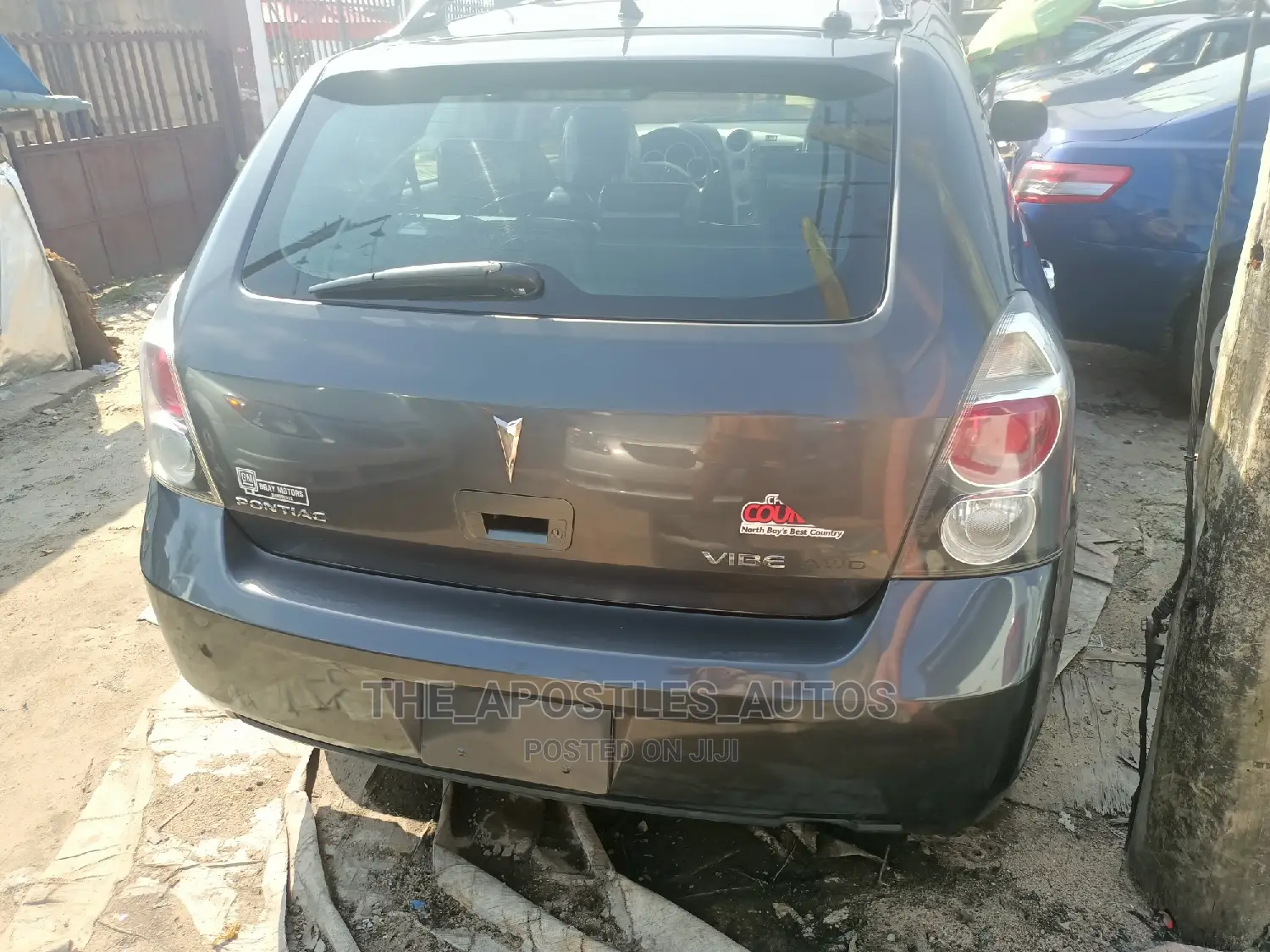 Pontiac Vibe 2.4 4WD 2009 Gray