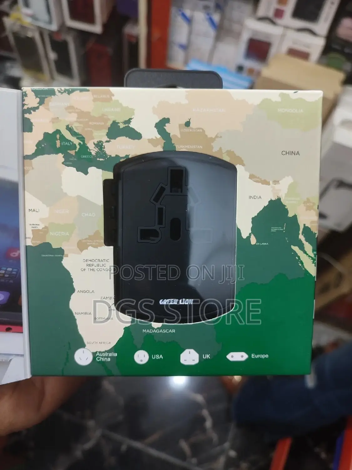 Green Lion Universal Travel Adapter
