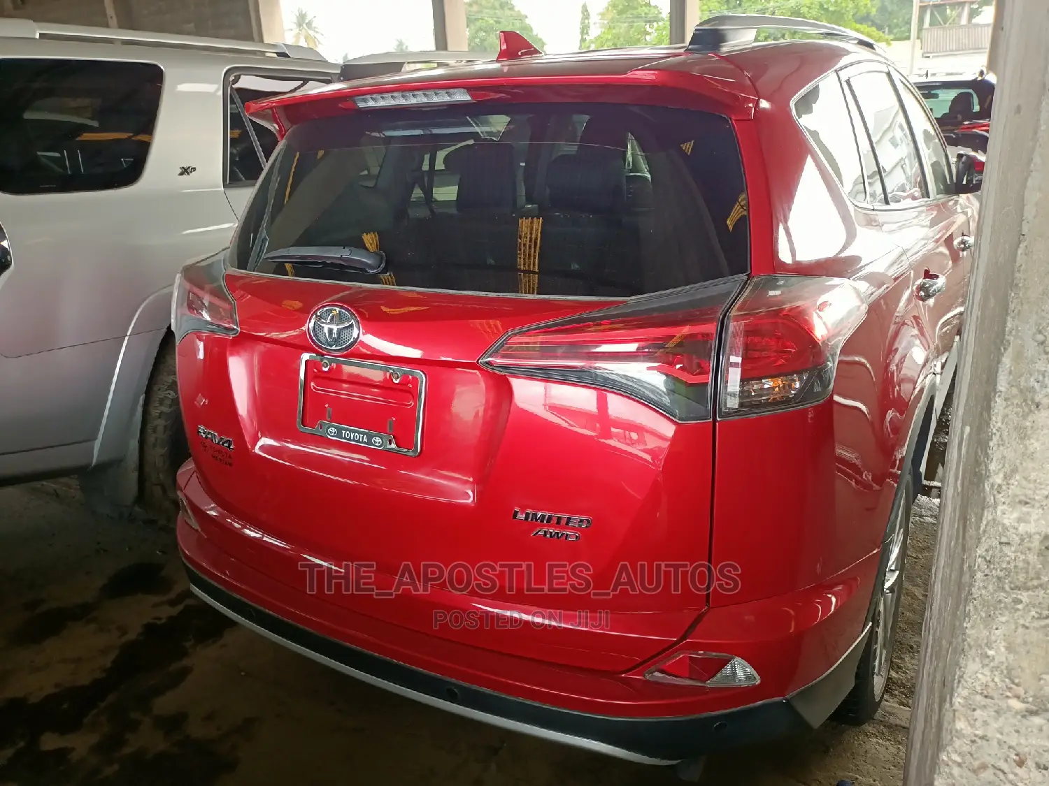 Toyota RAV4 2016 Red
