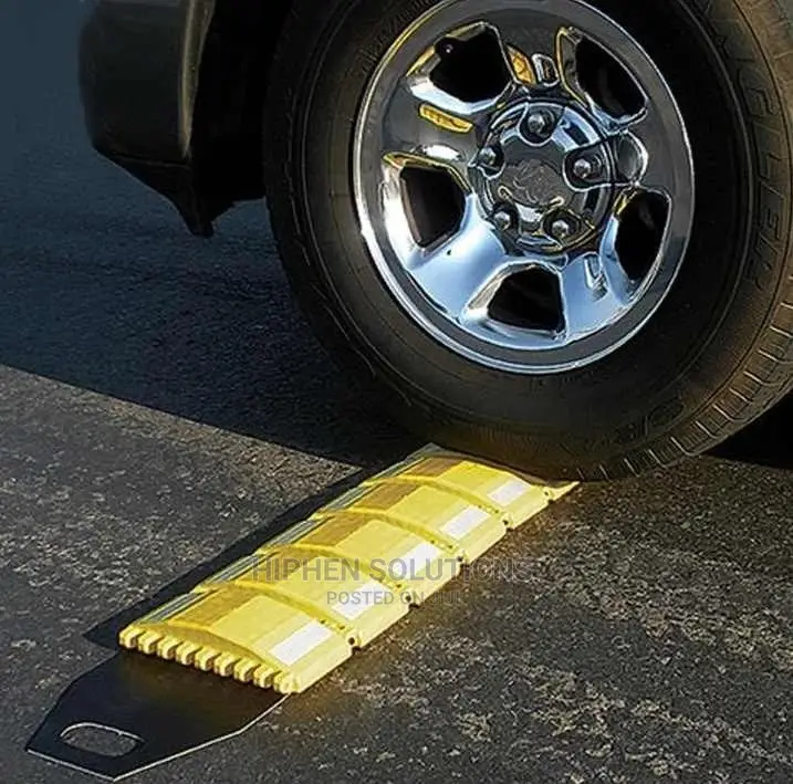 Wholesale Price Safety Foldable Speed Bump