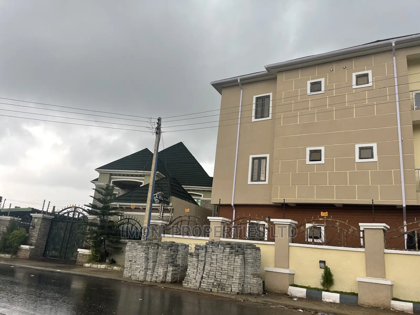 Furnished 2bdrm Block of Flats in Fo1, Kubwa for rent
