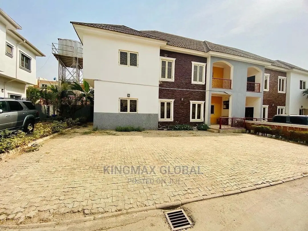6bdrm Duplex in Wuye for sale