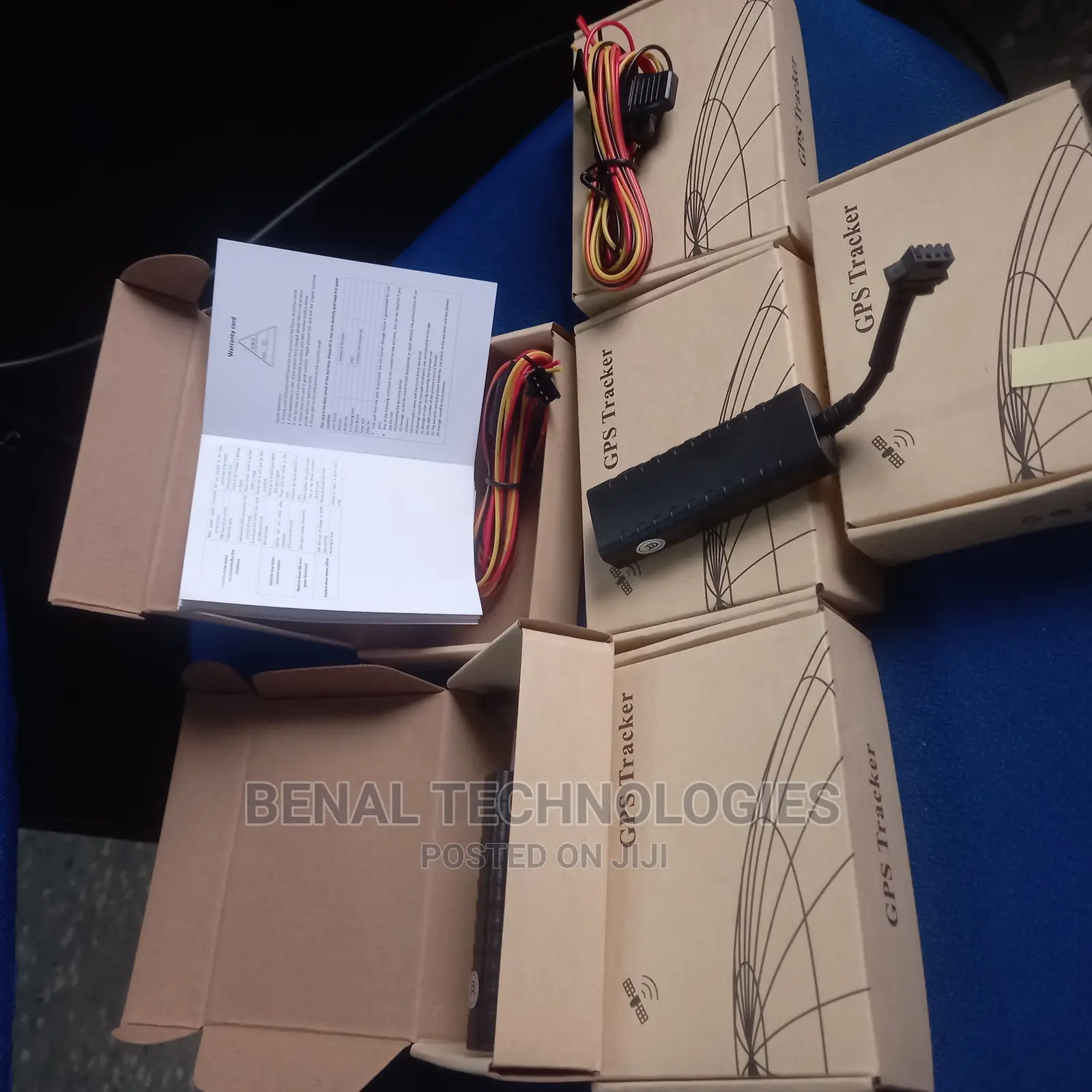 High Efficient GPS Tracker in Egor With App, No Renewal F