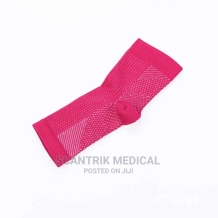 New Arrival Quality Ankle Support Socks