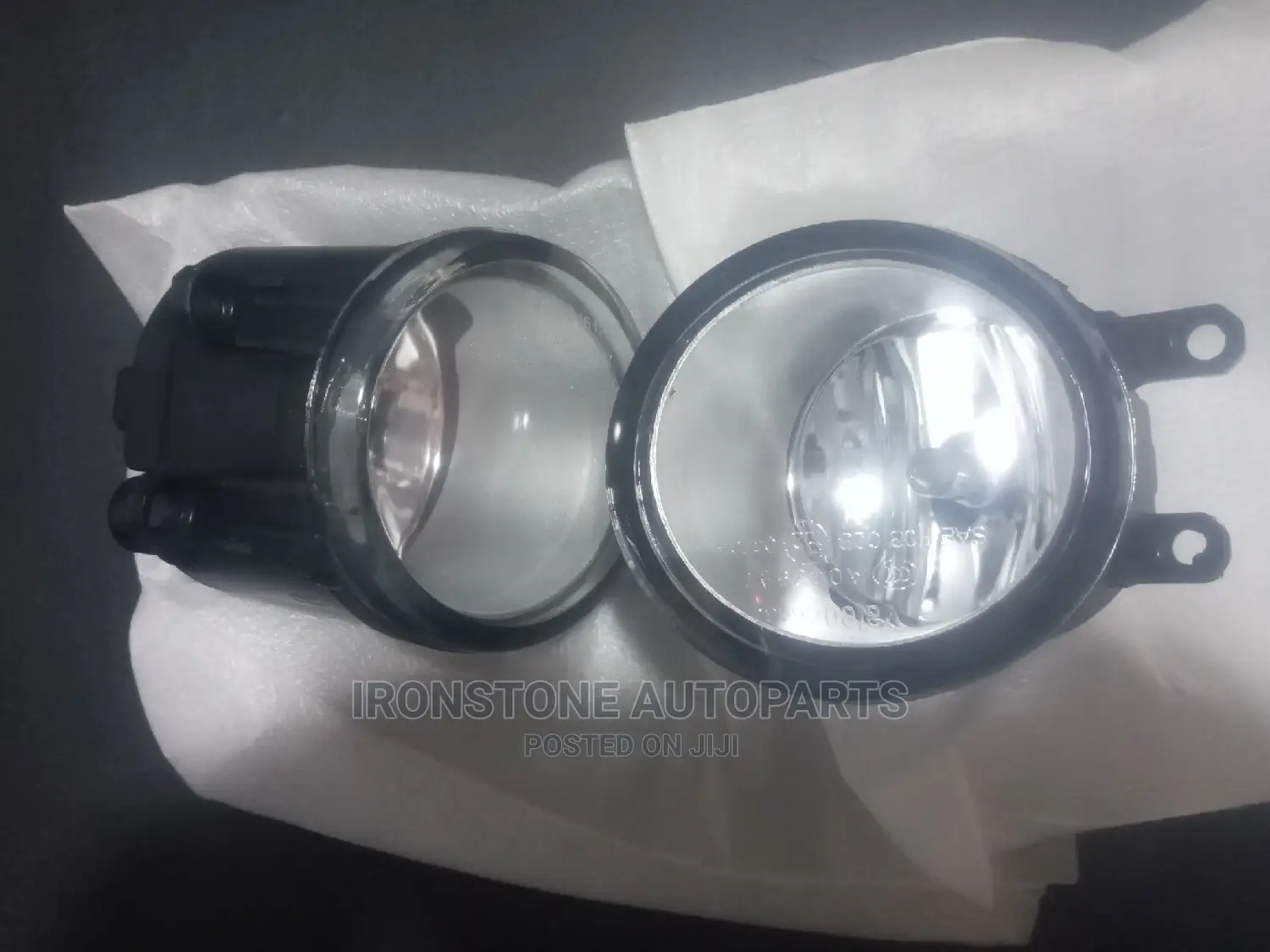 Fog Lamp (Universal) - Prado, Camry 2.7, Corolla 2010