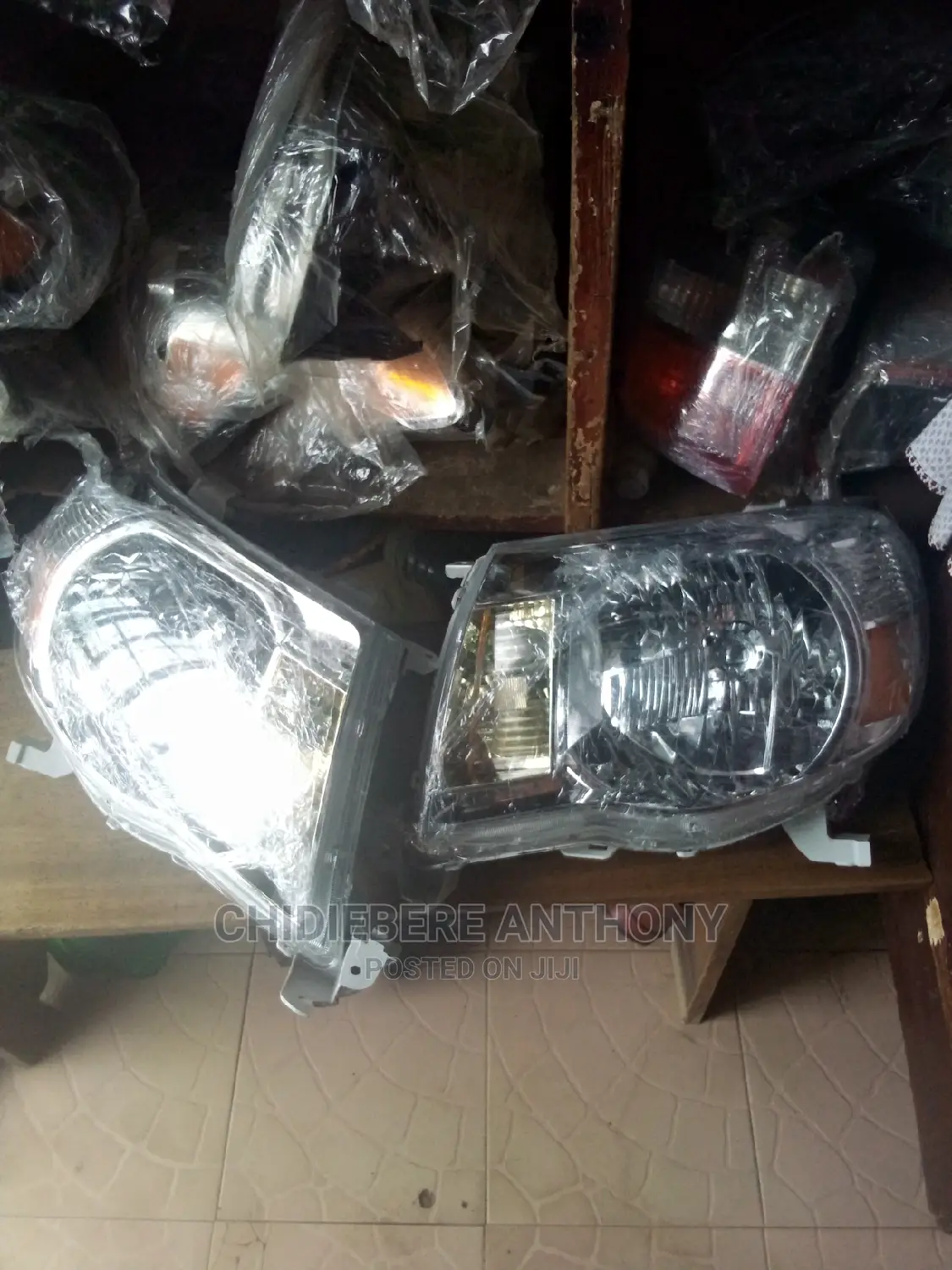 Original Headlight Tacoma 2006 Model, Available