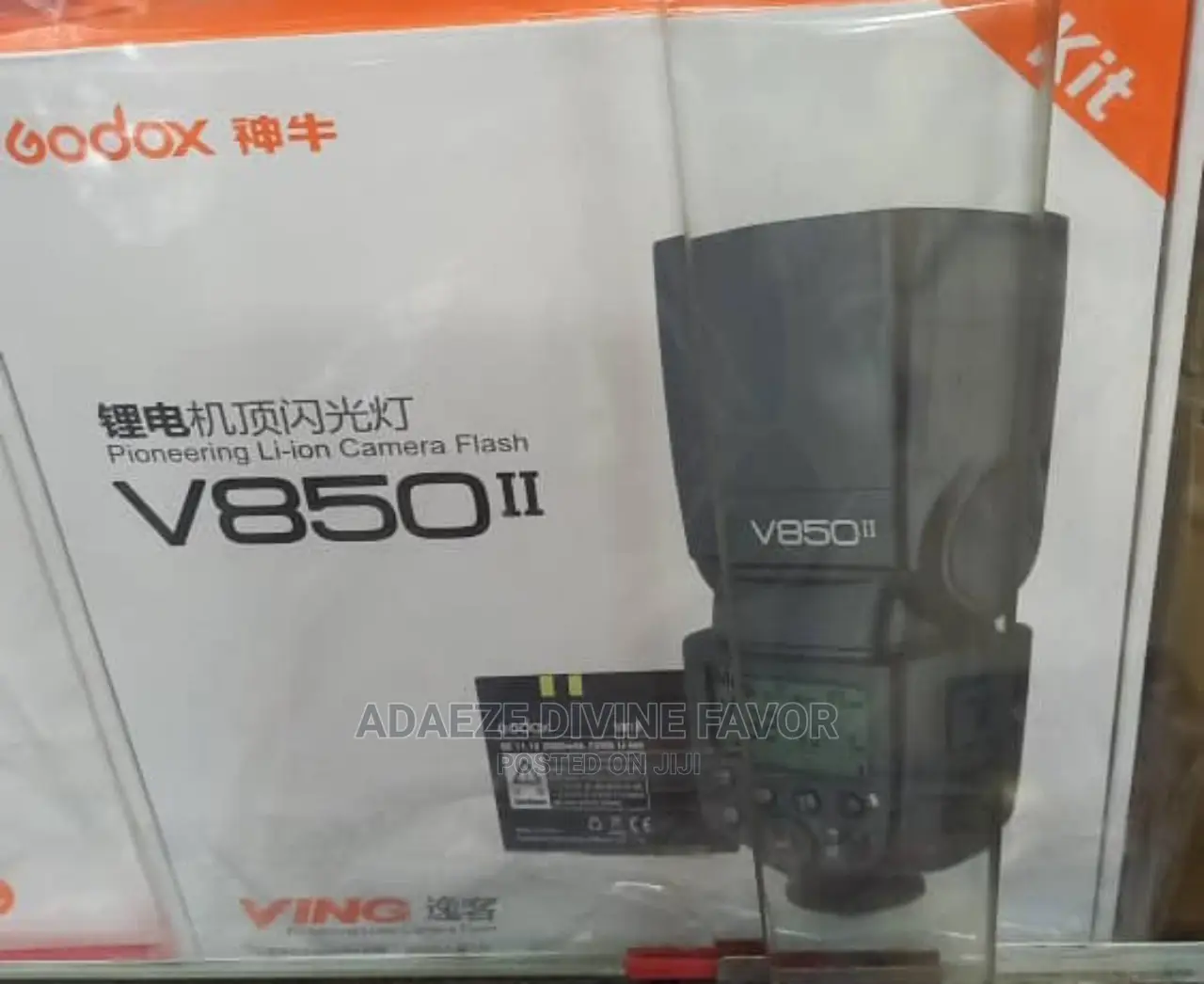 Godox Pioneering Li-Ion Camera Flash V850