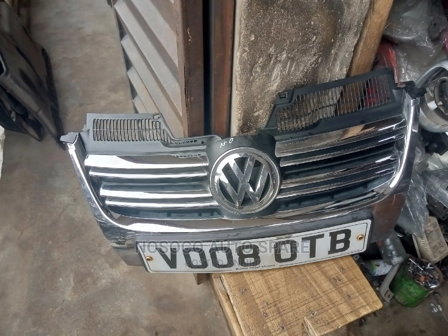 Front Grill Jetta 5 2005
