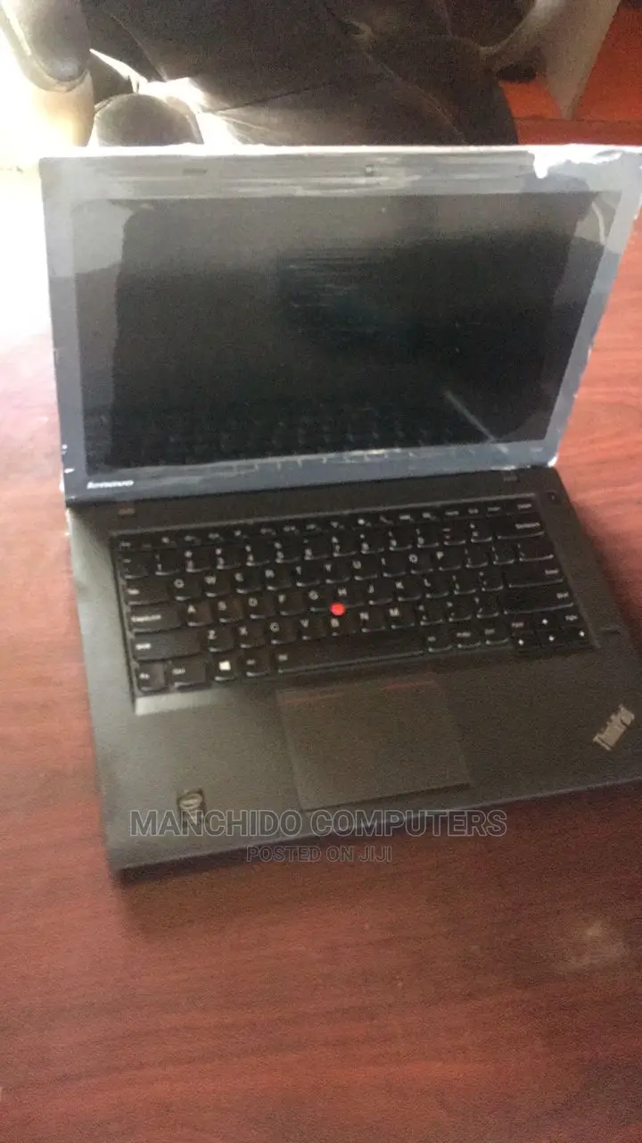 Laptop Lenovo ThinkPad T440 8GB Intel Core I5 SSHD (Hybrid) 256GB