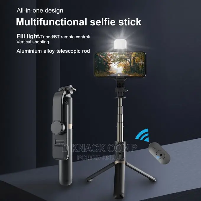 Multifunctional Wireless Bluetooth Selfie Stick With Light