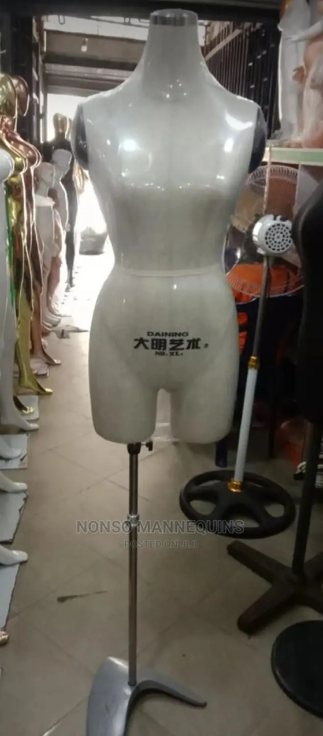 DAINING Size 10 Fully Pinnable Dressform Stand