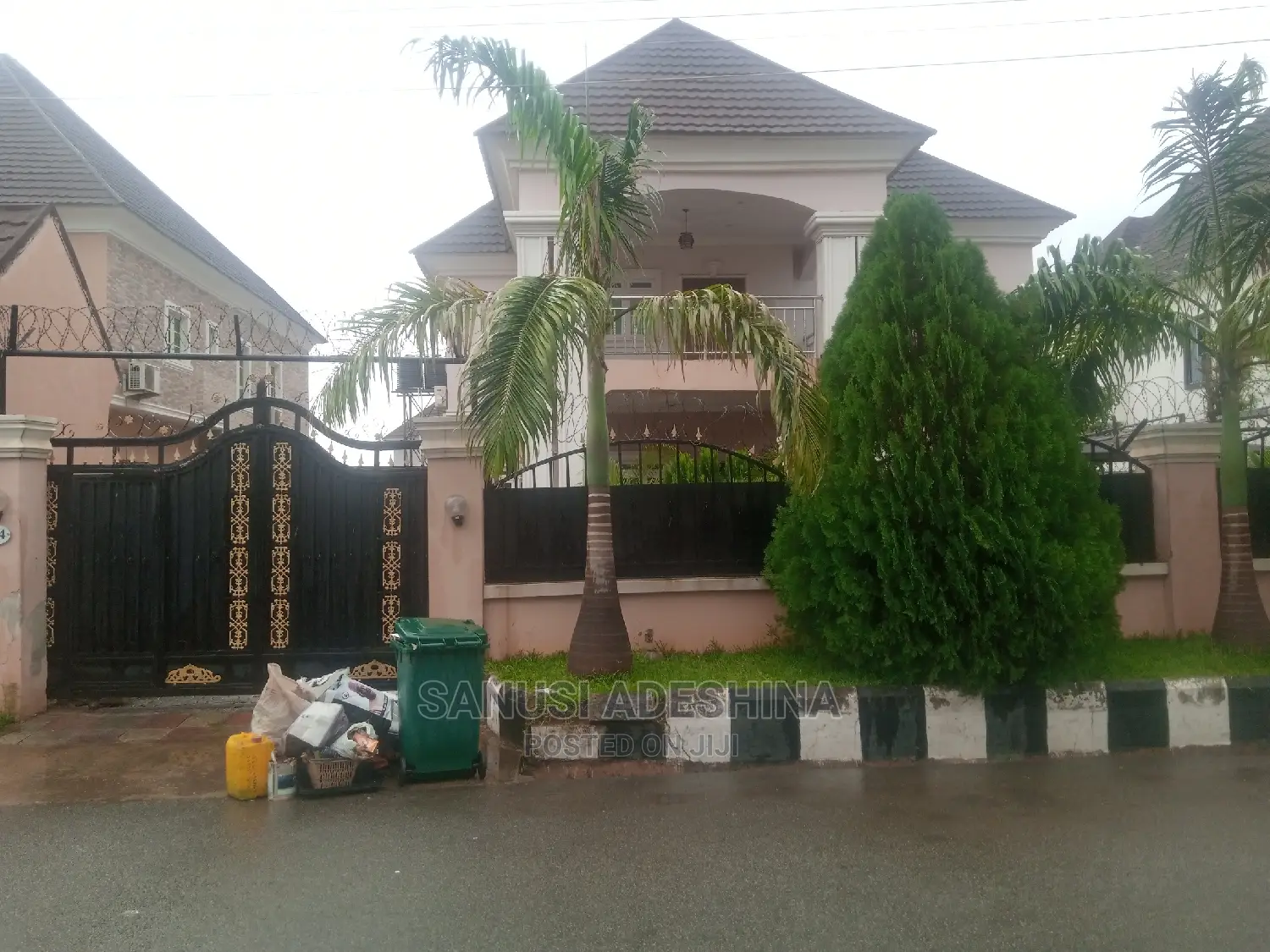 4bdrm Duplex in Mabeglober Estate, Gwarinpa for rent