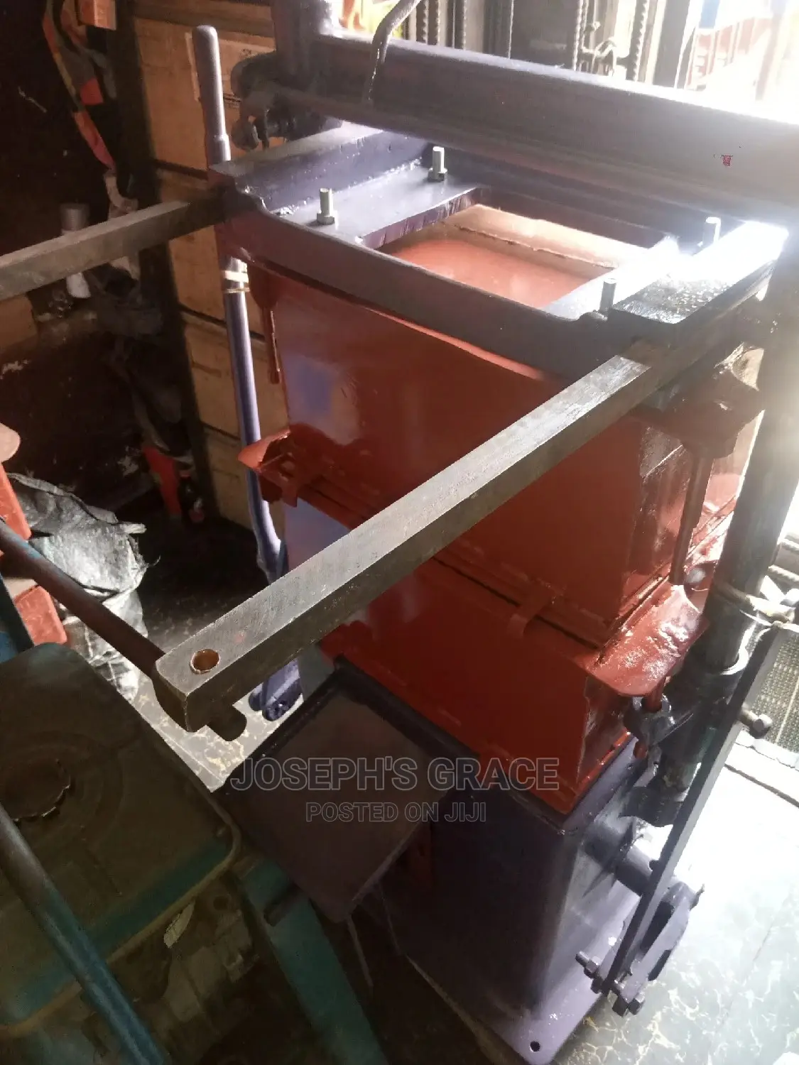 Block Moulding Machine(9inchs)1 Mould (6inchs) 2 Mould