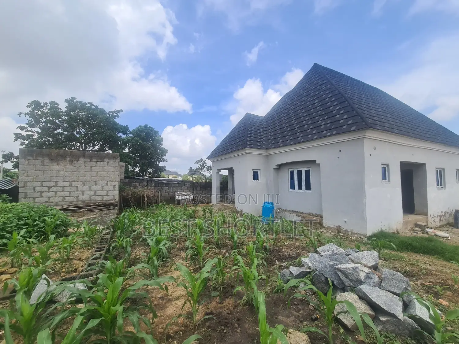 3bdrm Bungalow in Stand Alone, Lugbe District for sale