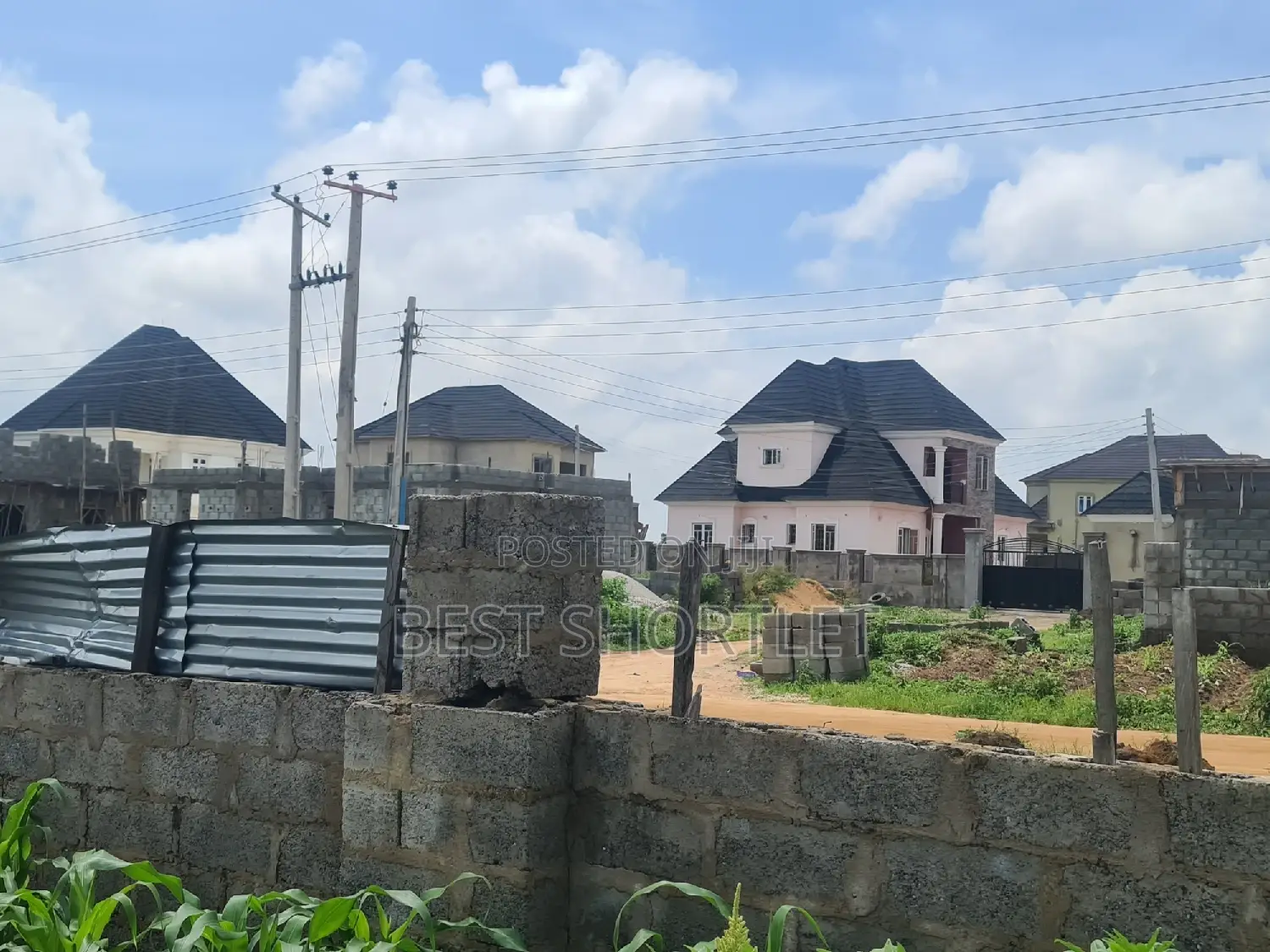 3bdrm Bungalow in Stand Alone, Lugbe District for sale