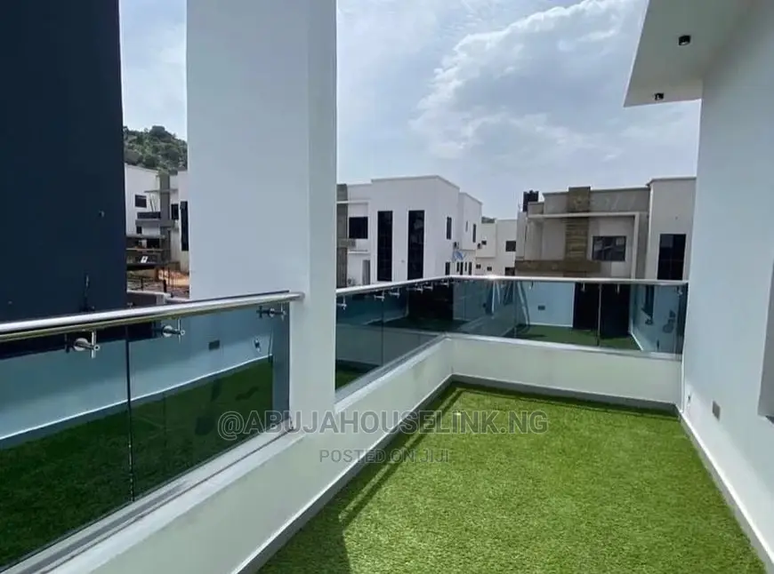 5bdrm Duplex in Katampe Extension for sale