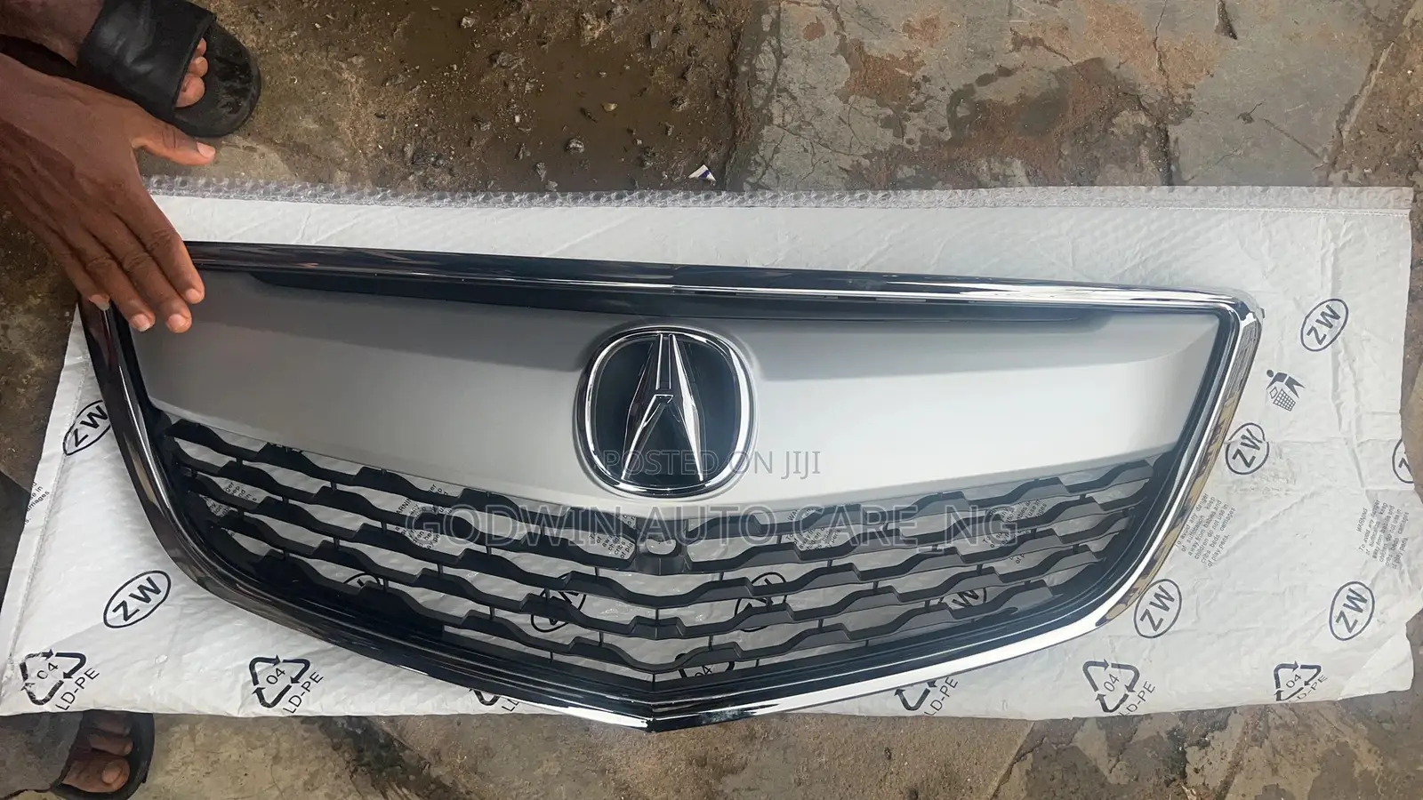 Front Grille 2015 Acura MDX