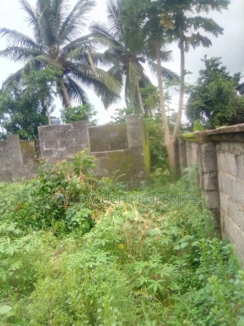 5plots Together at Asaba Delta State