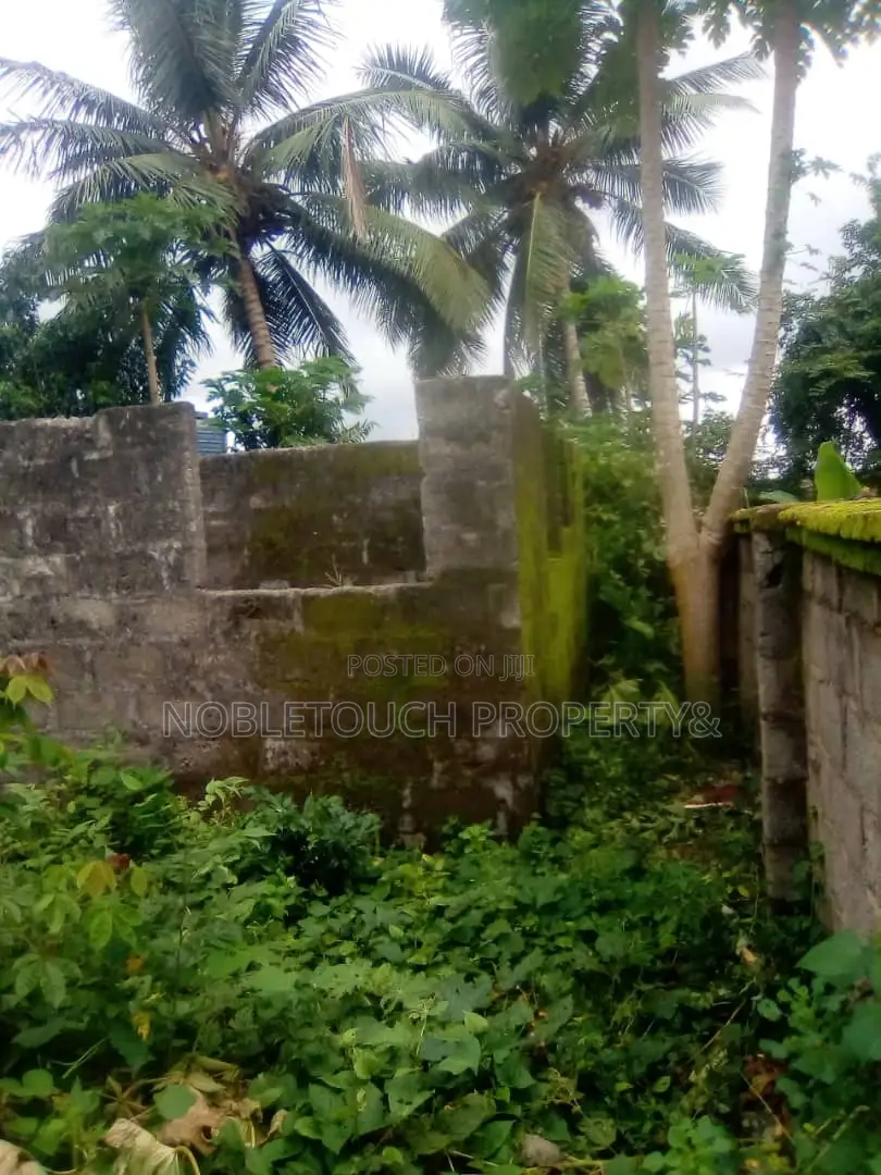 5plots Together at Asaba Delta State